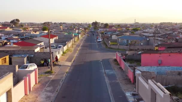 Aerial Street Scene Township South Africa People Walking Streets — Stock Video