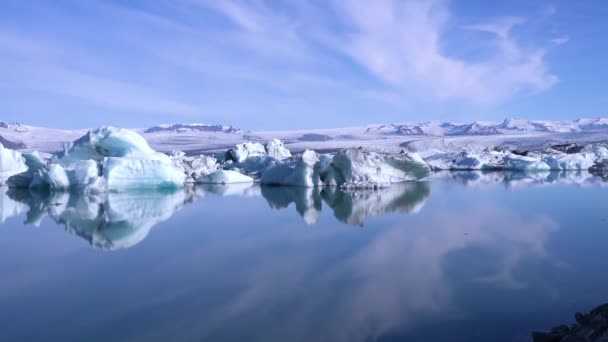 Ledovce Mraky Zamrzlé Arktidě Jokulsarlonu Ledovcové Laguně Islandu Což Naznačuje — Stock video