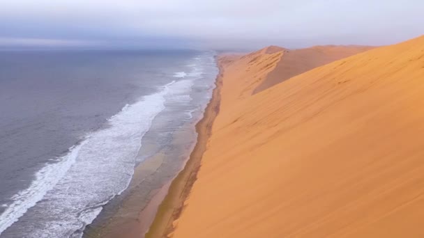 Fotografia Aérea Surpreendente Sobre Vastas Dunas Areia Deserto Namib Longo — Vídeo de Stock