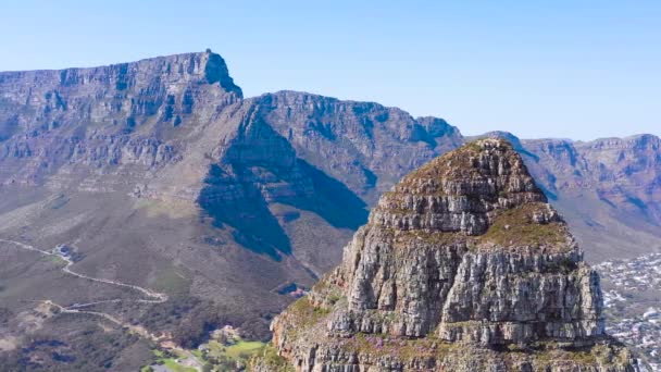 南非开普敦狮头峰和桌山的巨大空中拍摄 — 图库视频影像