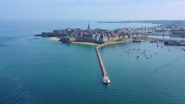 Belle Antenne Saint Malo France Avec Port Brise Lames Jetée — Video