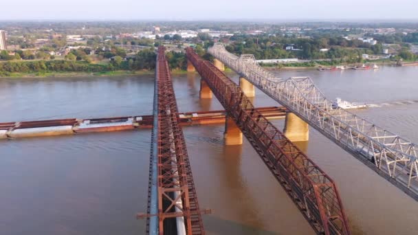 Rivierantenne Onder Drie Stalen Bruggen Mississippi Rivier Met Memphis Tennessee — Stockvideo