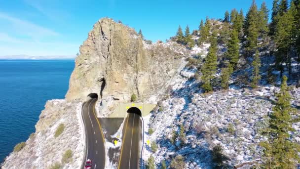 2020 Winter Schnee Antenne Cave Rock Tunnel Entlang Des Ostufers — Stockvideo