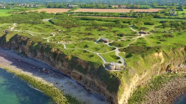 Aérea Sobre Pointe Hoc Normady Francia Sitio Del Día Marcado — Vídeos de Stock