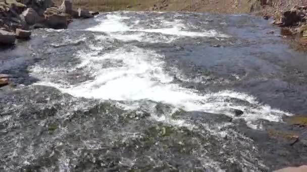 Incline Para Cima Rio Largo Que Flui Para Vastos Fiordes — Vídeo de Stock