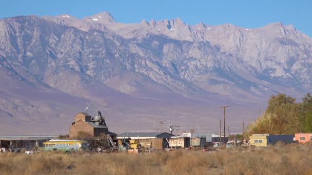 2019 Een Kleine Run Door Stad Keeler Californië Owens Valley — Stockvideo