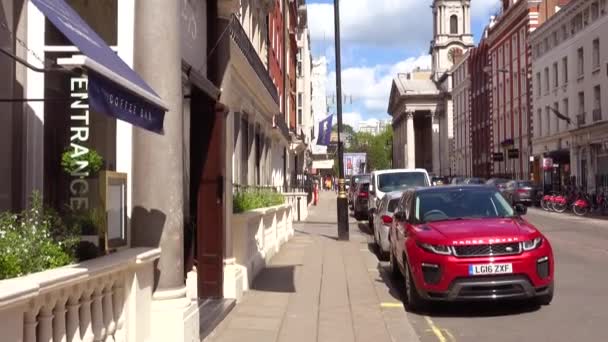 Exterior Estableciendo Plano Casa Subastas Sotheby Londres Inglaterra — Vídeo de stock
