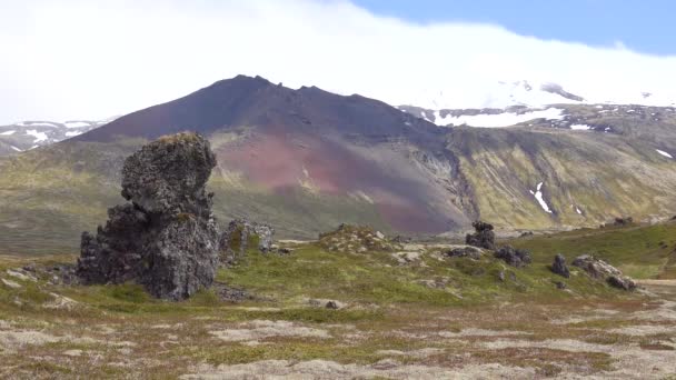 Tidsförskjutning Moln Snö Och Regn Ovanför Fellsj Kull Glaciär Island — Stockvideo