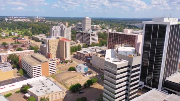 Gute Luftaufnahme Von Gebäuden Geschäftsviertel Der Innenstadt Von Jackson Mississippi — Stockvideo
