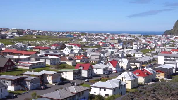 Estabelecendo Tiro Cidade Heimaey Nas Ilhas Westman Vestmannaeyjar Islândia — Vídeo de Stock