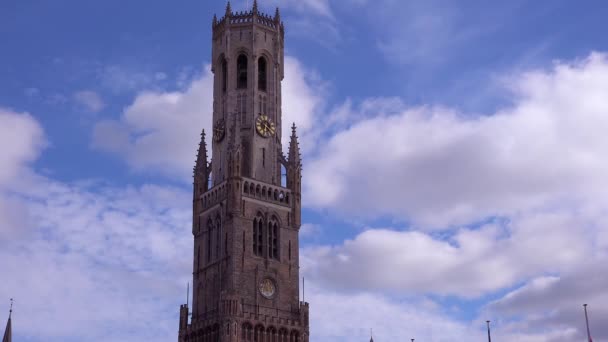 Idő Elhaladó Felhők Mozognak Belfort Van Brugge Bruges Harangtorony Mögött — Stock videók