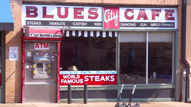 테네시 멤피스의 거리에 블루스 카페의 촬영을 — 비디오