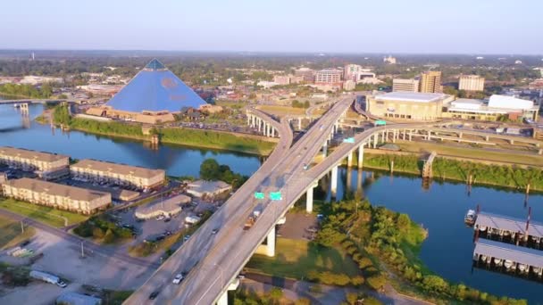 Aerial Approaching Memphis Tennessee Mississippi River Memphis Pyramid Background — Stock Video