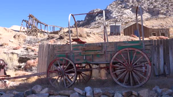 2019 Oprichting Van Cerro Gordo Spookstad Bergen Boven Owens Valley — Stockvideo