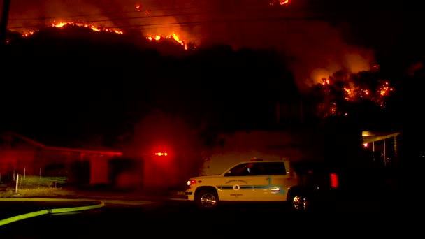 2017 Bairro Encosta Ventura Califórnia Está Ameaçado Noite Durante Incêndio — Vídeo de Stock