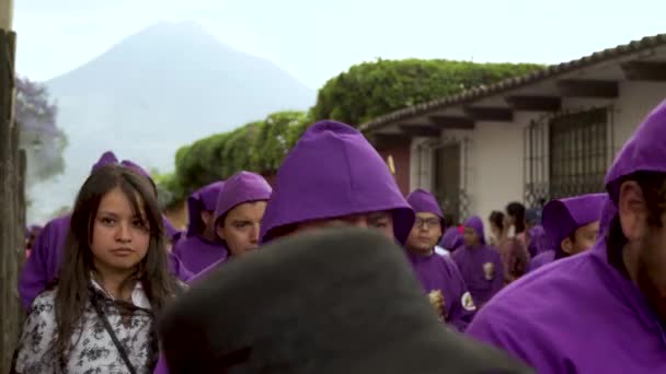 Sacerdoti Vestiti Viola Conducono Colorate Celebrazioni Cristiane Pasqua Antigua Guatemala — Video Stock