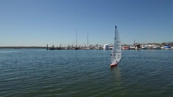 Aerial Toy Boats Racing Lake — Stock Video