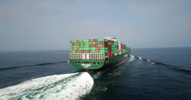Notevoli Riprese Aeree Una Nave Container Carico Alto Mare — Video Stock