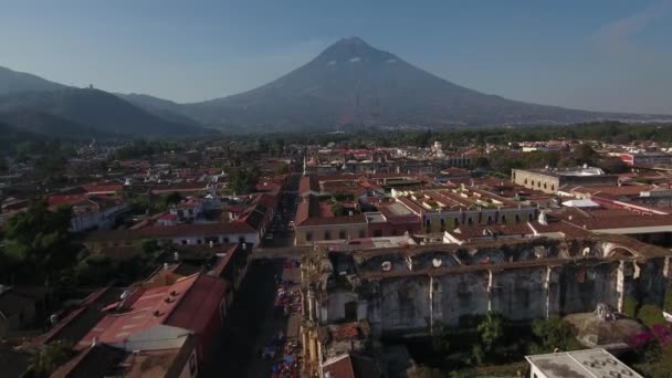 Indah Udara Ditembak Atas Kolonial Amerika Tengah Kota Antigua Guatemala — Stok Video