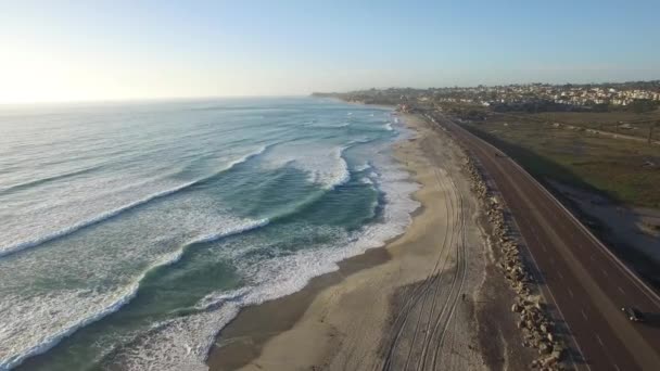 Wysoka Antena Nad Wybrzeżem Kalifornii Pobliżu San Diego — Wideo stockowe