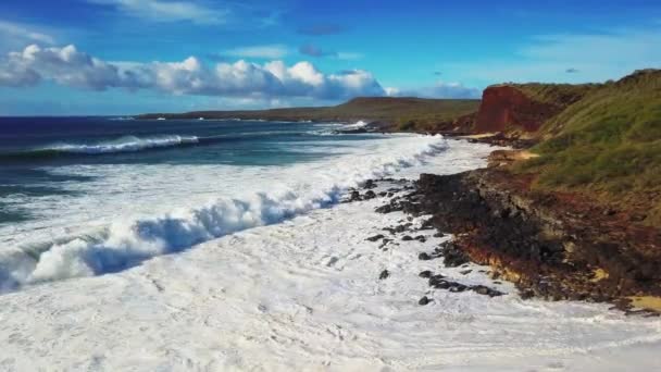 Aéreo Câmera Lenta Sobre Costa Noroeste Molokai Havaí — Vídeo de Stock