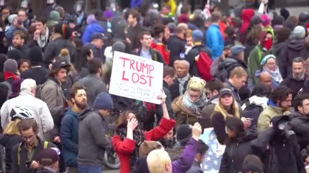 Los Manifestantes Marchan Contra Presidente Donald Trump Marcha Las Mujeres — Vídeo de stock