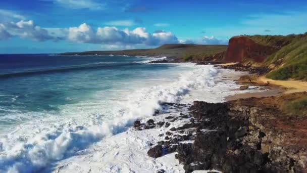 Aéreo Câmera Lenta Sobre Costa Noroeste Molokai Havaí — Vídeo de Stock