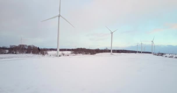 Turbinas Aéreas Generación Eólica Paisaje Nevado — Vídeos de Stock