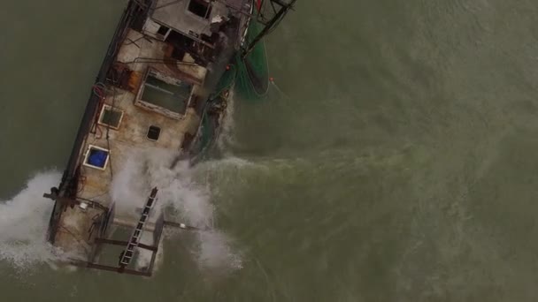 Disparo Aéreo Sobre Barco Pesquero Naufragado Cerca Ventura California — Vídeo de stock