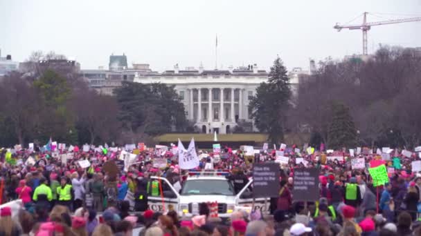 Enorma Skaror Demonstranter Står Framför Vita Huset Washington Massiv Trump — Stockvideo