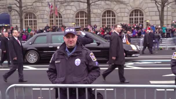 Mochila Presidencial Donald Trump Pasa Por Washington Durante Inauguración — Vídeos de Stock