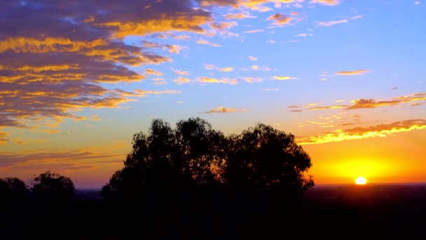 Μια Γενική Όμορφη Ανατολή Ηλιοβασίλεμα — Αρχείο Βίντεο