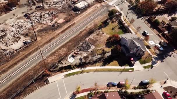 2017年圣罗莎塔布斯火灾灾难摧毁了整个社区 震惊了毁灭的飞机 — 图库视频影像