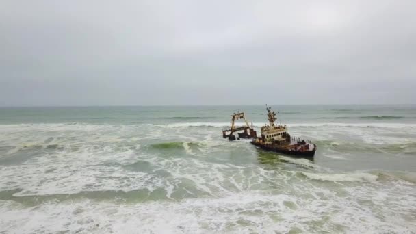 Superbe Vol Dessus Véhicule Safari 4X4 Sur Une Plage Près — Video