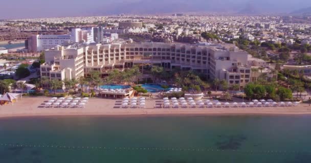 2019 Aérea Sobre Cidade Aqaba Jordânia Com Grandes Hotéis Praias — Vídeo de Stock