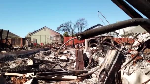 Shocking Ground Level Shot Devastation 2017 Santa Rosa Tubbs Fire — Vídeos de Stock