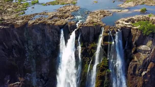 Luchtfoto Van Majestueuze Victoria Falls Zambezi Rivier Grens Van Zimbabwe — Stockvideo