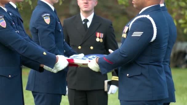 2019 Bei Einem Patriotischen Militärbegräbnis Auf Dem Friedhof Von Arlington — Stockvideo