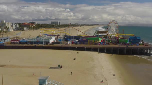 2020 Luchtfoto Van Verlaten Gesloten Pier Van Santa Monica Tijdens — Stockvideo
