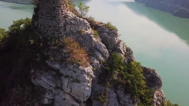 2019 Aérea Sobre Uma Ruína Abandonada Lago Zhinvali República Geórgia — Vídeo de Stock