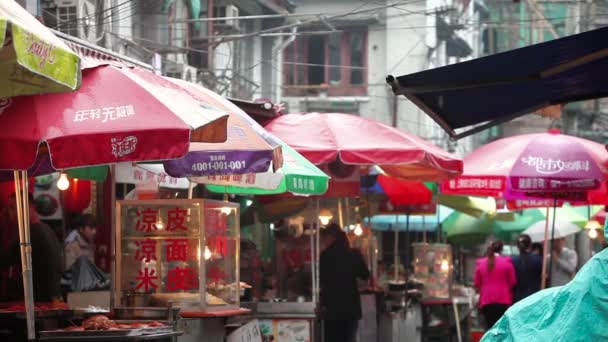 Ogromne Tłumy Chodzą Ulicach Współczesnych Chin — Wideo stockowe