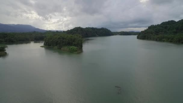 Antenn Över Liten Vid Floden Rio Dulce Guatemala — Stockvideo