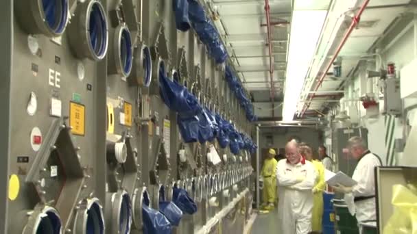 Workers Nuclear Power Facility Handle Radioactive Materials — Stock Video