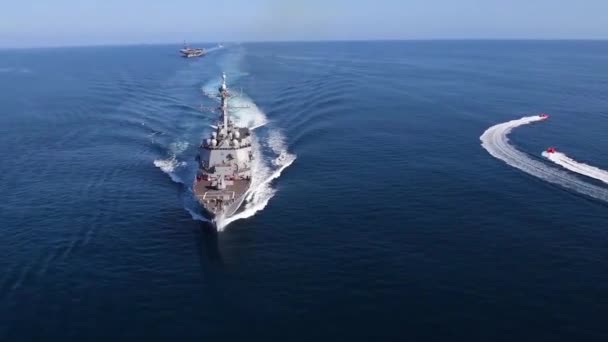 Luchtfoto Van Een Amerikaanse Vliegdekschip Aanvalsgroep Zee — Stockvideo