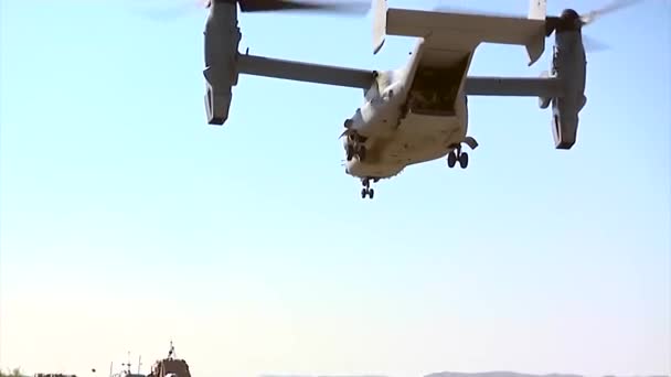 Marineinfanteristen Fliegen Osprey Afghanistan — Stockvideo