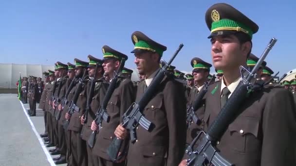 Afgan Ordusu Askeri Akademisi Tatbikat Düzenliyor — Stok video