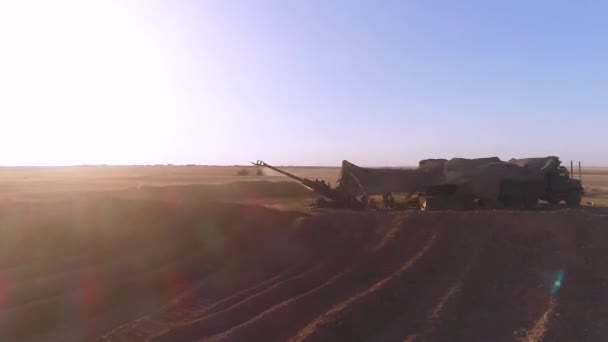 Aerial Soldiers Firing Heavy Artillery Battlefield — Stock Video