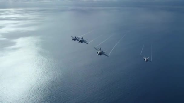 Navy Straaljagers Vliegen Een Vliegdekschip — Stockvideo