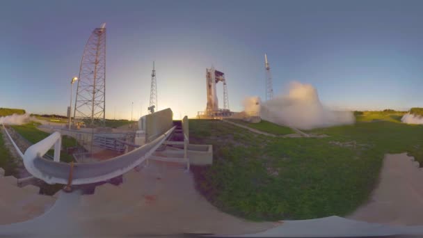 Космическая Миссия Осириса Рекса Посещению Астероидов Запускается Стартовой Площадки — стоковое видео