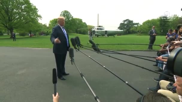 2018 Presidente Los Estados Unidos Donald Trump Habla Con Los — Vídeo de stock
